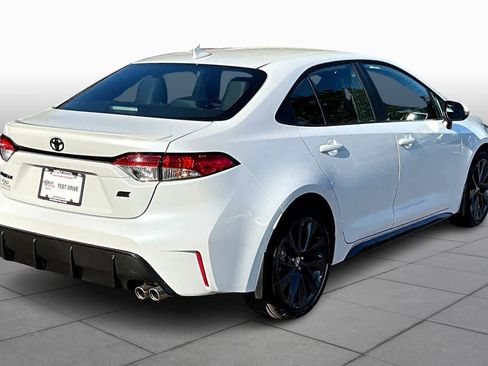 Certified 2025 Toyota Corolla SE image 12