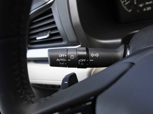 Used 2025 Honda Odyssey EX-L image 24