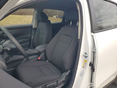 New 2026 Honda HR-V LX image 19