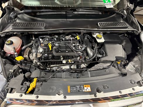 Used 2019 Ford Escape SEL AWD/4WD image 35