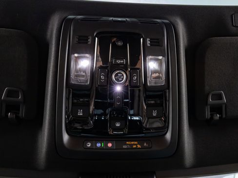 Used 2026 GMC Yukon XL Denali Ultimate image 29