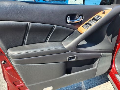 Used 2012 Nissan Murano LE w/ Platinum Pkg image 11