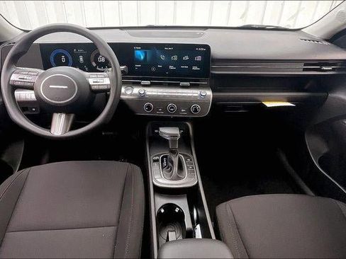 New 2026 Hyundai Kona SE AWD/4WD image 25