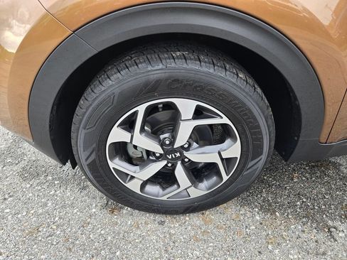 Used 2021 Kia Sportage LX AWD/4WD image 9