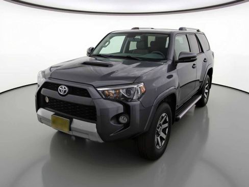 Used 2018 Toyota 4Runner TRD Off-Road Premium image 2