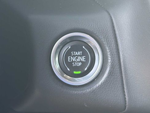 Used 2023 Chevrolet Tahoe Z71 w/ Z71 Off-Road Package AWD/4WD image 9