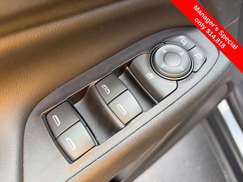Used 2019 Chevrolet Equinox LT AWD/4WD image 18
