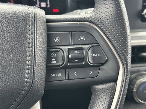 Certified 2025 Toyota 4Runner SR5 image 23