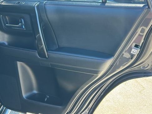 Used 2021 Toyota 4Runner TRD Off-Road Premium w/ Moonroof Package AWD/4WD image 12
