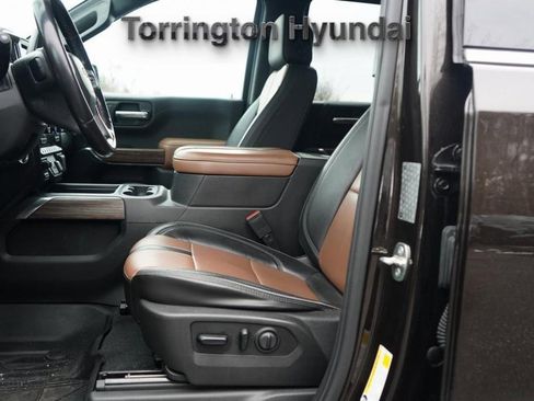 Used 2019 Chevrolet Silverado 1500 High Country w/ High Country Premium Package image 31