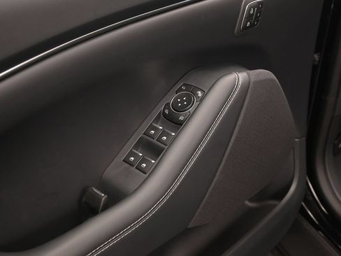 Used 2025 Ford Mustang Mach-E Select w/ Comfort Package Lite RWD image 10