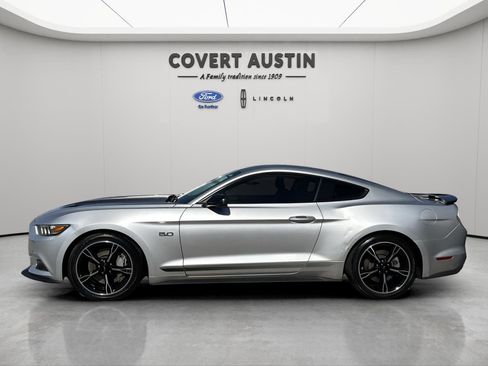 Used 2016 Ford Mustang GT Premium w/ Equipment Group 401A image 2