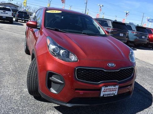Used 2017 Kia Sportage LX image 10