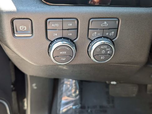 Used 2024 GMC Sierra 1500 Elevation AWD/4WD image 21
