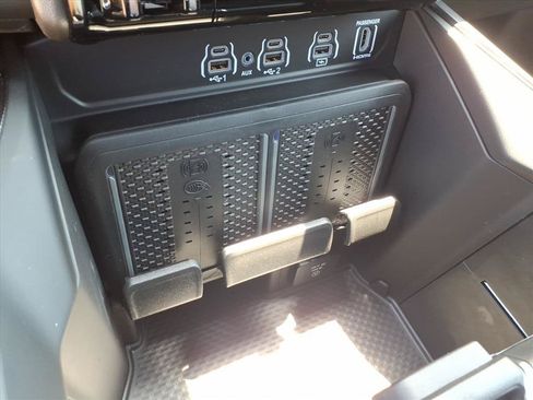 New 2026 RAM 1500 Laramie AWD/4WD image 33