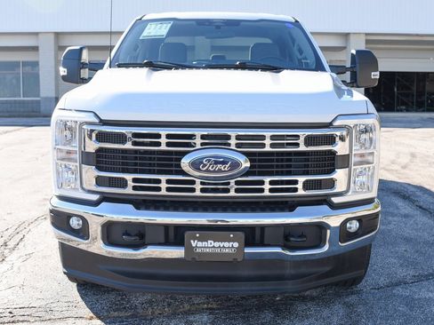 Used 2024 Ford F250 XLT w/ FX4 Off-Road Package image 3