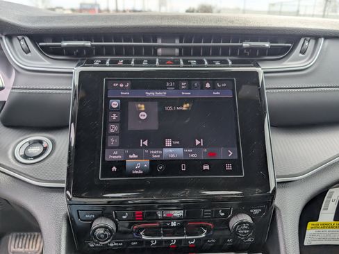 New 2026 Jeep Grand Cherokee Laredo X image 21