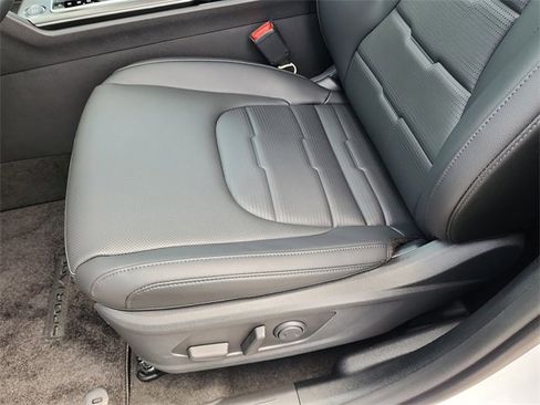 New 2026 Kia Sportage SX image 14