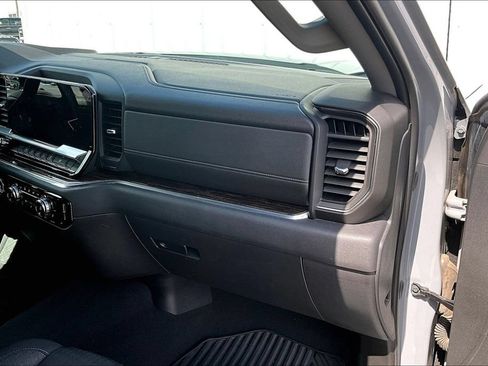 Used 2024 GMC Sierra 1500 Elevation AWD/4WD image 19