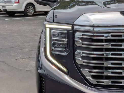 Used 2024 GMC Sierra 1500 Denali w/ Denali Reserve Package AWD/4WD image 11