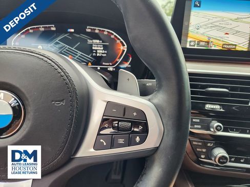 Used 2023 BMW 540i w/ M Sport Package image 36