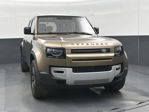 Used 2020 Land Rover Defender 110 SE AWD/4WD image 38