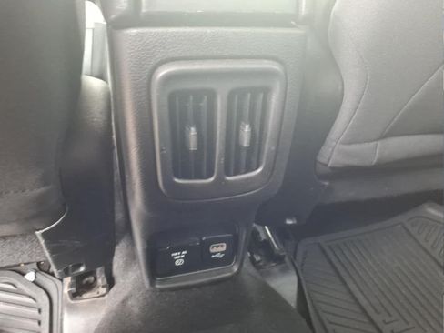Used 2019 Jeep Compass Sport AWD/4WD image 13
