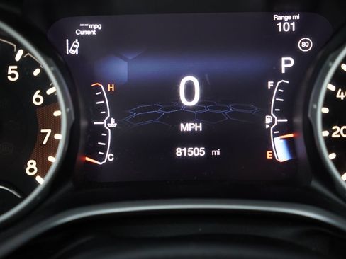 Used 2018 Jeep Compass Limited w/ Navigation Group FWD image 7
