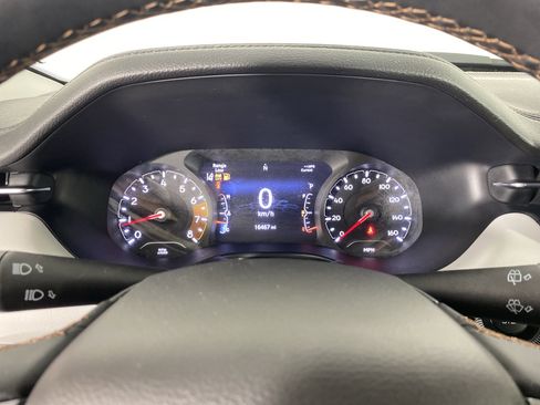 Used 2022 Jeep Compass Limited image 21