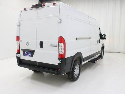 Used 2025 RAM ProMaster 2500 w/ Convenience Group image 22