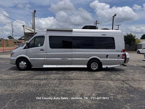 Used 2017 Mercedes-Benz Sprinter 3500 image 31