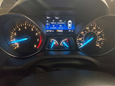 Used 2017 Ford Escape SE w/ SE Leather Comfort Package AWD/4WD image 23