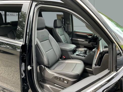 Used 2023 GMC Sierra 1500 Denali AWD/4WD image 32