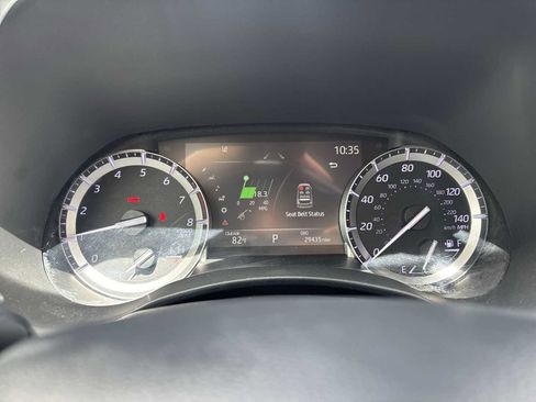 Used 2022 Toyota Highlander Limited FWD image 16