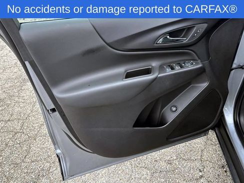 Certified 2024 Chevrolet Equinox LT FWD image 17