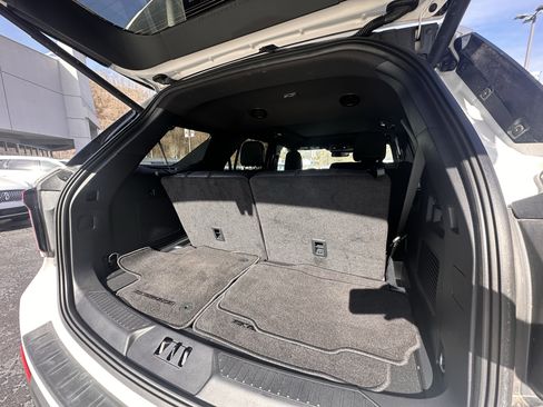 Used 2025 Ford Explorer ST image 29