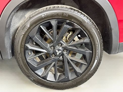 Used 2022 Mitsubishi Outlander SE image 35