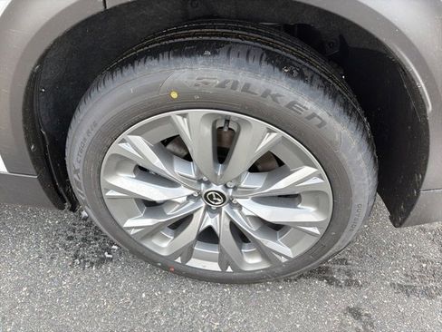 New 2026 MAZDA CX-90 Plug-In Hybrid w/ Preferred image 7