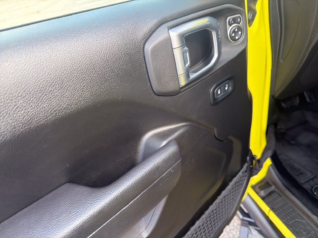 Used 2022 Jeep Wrangler Unlimited Sport AWD/4WD image 11
