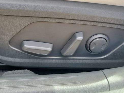 Used 2025 Hyundai Sonata SEL FWD image 17