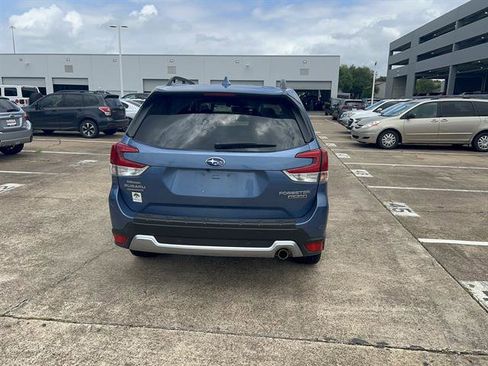 Used 2021 Subaru Forester Touring image 5