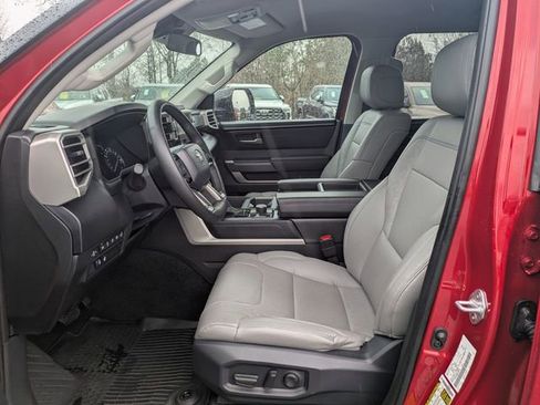 Used 2024 Toyota Tundra SR5 w/ SR5 Premium Package image 20