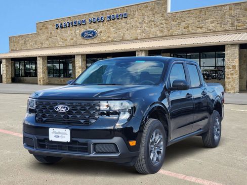 New 2025 Ford Maverick XLT image 2