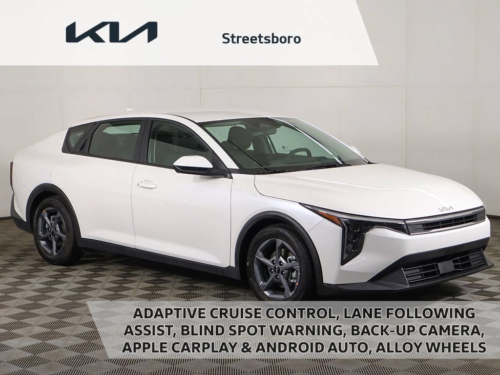 Certified 2025 Kia K4 FWD image 1