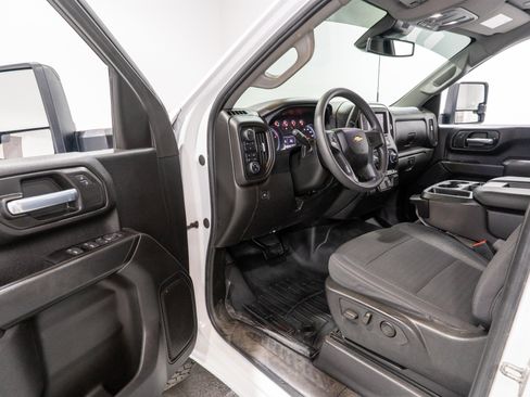 Used 2024 Chevrolet Silverado 2500 Custom w/ Custom Value Package AWD/4WD image 14