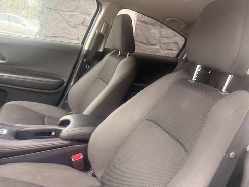 Used 2021 Honda HR-V EX image 13