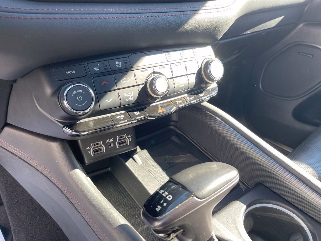 Used 2022 Dodge Durango R/T AWD/4WD image 18