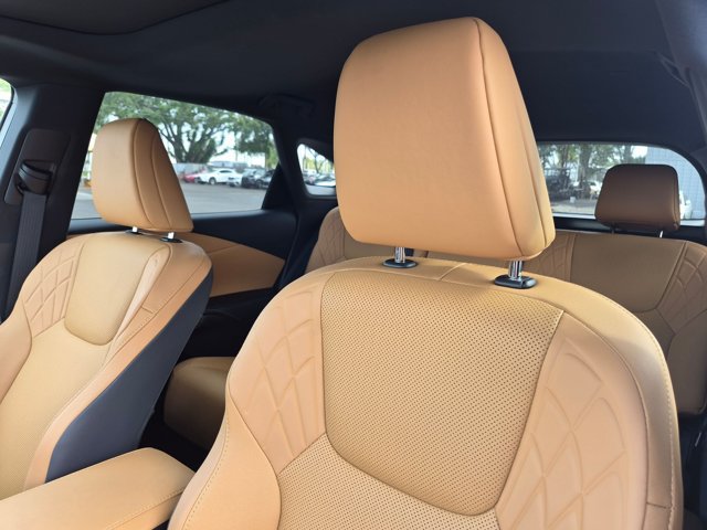 Used 2026 Lexus RX 350 Premium w/ Accessory Package (Z1) FWD image 5