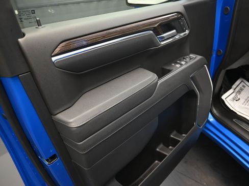 New 2026 Chevrolet Silverado 1500 LT Trail Boss w/ LPO, Dark Essentials Package AWD/4WD image 39
