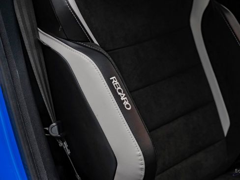 Used 2022 Ford Mustang Shelby GT500 w/ Carbon Fiber Track Pack image 61